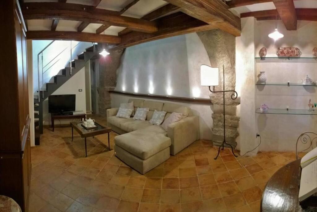 דירות אבדיאה סאן סלבטורה Santa Maria Ad Valetudinarium מראה חיצוני תמונה